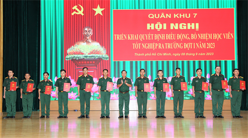 Quyền lợi của sĩ quan thôi phục vụ tại ngũ và sĩ quan tại ngũ hy sinh, từ trần