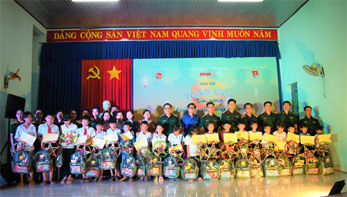 Đêm hội “Trăng thu biên cương” trên vùng biên giới Tây Ninh