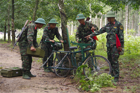 Sư đoàn 9 xây dựng đơn vị vận tải “Chính quy, an toàn, huấn luyện giỏi”