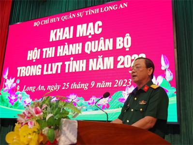 Bộ CHQS tỉnh Long An khai mạc hội thi hành quân bộ