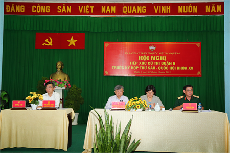 Thiếu tướng Đặng Văn Lẫm, Phó Tư lệnh Quân khu 7 tiếp xúc cử tri Quận 6