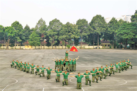 Chế độ phụ cấp thâm niên đối với sĩ quan, quân nhân chuyên nghiệp, công nhân quốc phòng và viên chức quốc phòng