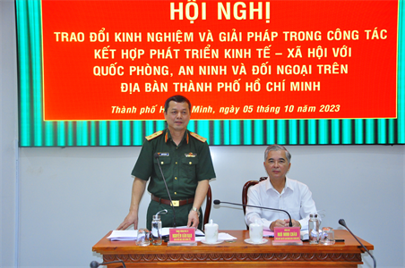 Tọa đàm “Kết hợp phát triển kinh tế - xã hội với quốc phòng, an ninh và đối ngoại trên địa bàn TPHCM”
