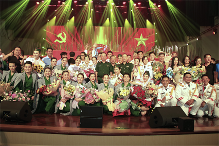 Đêm thăng hoa với “Ánh sao Thành Đồng”