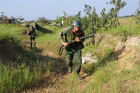 Sư đoàn 5 diễn tập chiến thuật có bắn đạn thật cấp đại đội bộ binh năm 2023