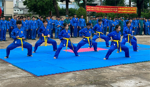 Ban CHQS Quận 12 tổ chức kỳ thi thăng cấp võ Vovinam cho môn sinh khóa 1