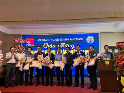 Hội Doanh nghiệp Lệ Thủy gặp mặt kỷ niệm Ngày Doanh nhân Việt Nam và 10 năm ngày mất Đại tướng Võ Nguyên Giáp