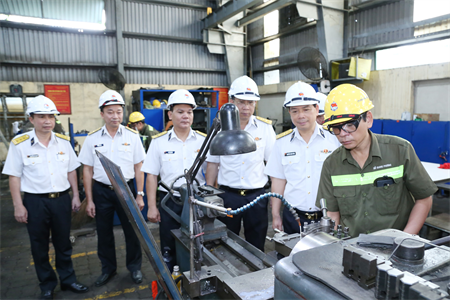 Tổng công ty Tân Cảng Sài Gòn khai mạc hội thao kinh tế - kỹ thuật năm 2024