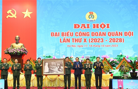 Thân gửi cán bộ, đoàn viên công đoàn, người lao động toàn quân