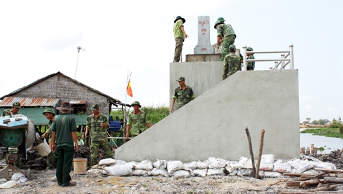 Công binh “đi trước về sau”