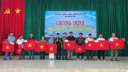Ngư dân nhận diện và đấu tranh với quan điểm sai trái về chủ quyền biển, đảo