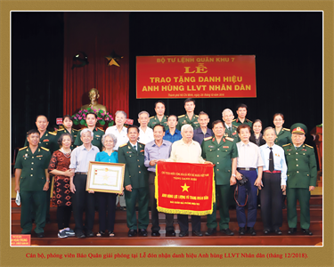 Những thế hệ người làm báo miền Đông