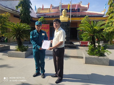 Chi bộ Quân sự phường 16, Quận 8 kết nạp Đảng cho dân quân tại nhà tưởng niệm Chủ tịch Tôn Đức Thắng