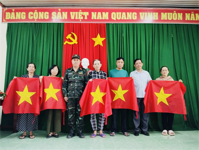 Trung đoàn Gia Định lan tỏa tinh thần yêu nước trên các chặng hành trú quân