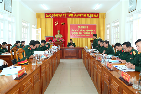 Quân khu 7 kiểm tra nhiệm vụ quân sự, quốc phòng tại Đoàn Kinh tế - Quốc phòng Lâm Đồng