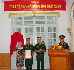 Lữ đoàn 26 tặng “Nhà đồng đội” cho quân nhân