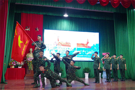 Tuổi trẻ Sư đoàn 5 sôi nổi hoạt động chào mừng ngày truyền thống đơn vị