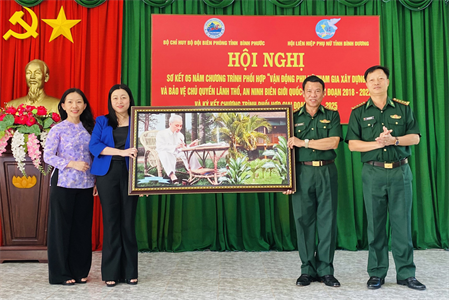 Phụ nữ tỉnh Bình Dương phối hợp tham gia bảo vệ chủ quyền, an ninh quốc gia