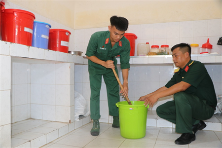 Thiếu tá Đặng Quang Sang - cán bộ Đoàn đam mê sáng kiến