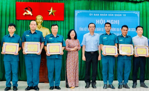 Quận 10 hoàn thành tốt nhiệm vụ quân sự, quốc phòng địa phương năm 2023