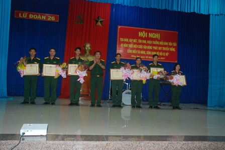 Lữ đoàn 26: Tuyên dương các điển hình tiên tiến