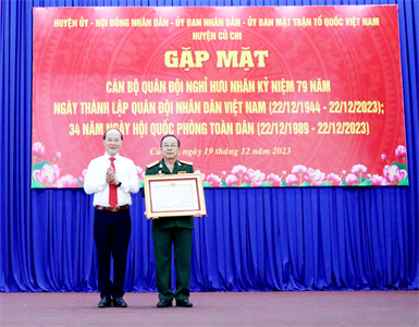 Huyện Củ Chi gặp mặt kỷ niệm Ngày thành lập Quân đội nhân dân Việt Nam