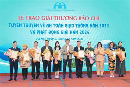 Báo Quân khu 7 đạt giải thưởng báo chí tuyên truyền về an toàn giao thông năm 2023