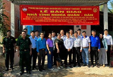Ban CHQS Quận 6 phối hợp thực hiện Chương trình an sinh xã hội tại tỉnh Long An