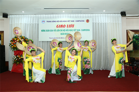 Hội Hữu nghị Việt Nam - Campuchia phía Nam giao lưu với Hội hữu nghị Việt Nam - Campuchia cựu quân tình nguyện Quân đoàn 3