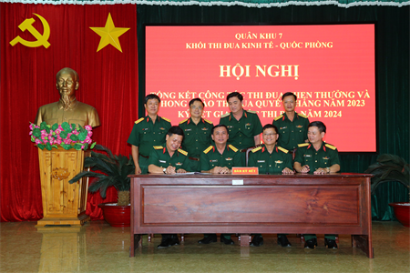 Khối thi đua kinh tế - quốc phòng Quân khu 7 tổng kết phong trào Thi đua Quyết thắng năm 2023