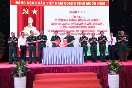 Hoạt động kết nghĩa giữa Quân khu 7 với các đơn vị ngày càng đi vào chiều sâu, hiệu quả