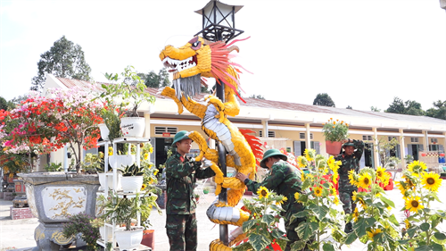 Sắc xuân tại Sư đoàn 9