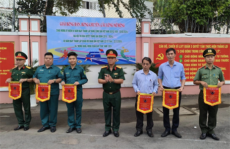 Ban CHQS Quận 3 tổ chức giải bóng bàn mừng Đảng, mừng Xuân