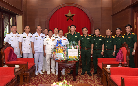 Bộ Tư lệnh Hải quân Quân đội Hoàng gia Campuchia chúc Tết Bộ Tư lệnh Quân khu 7