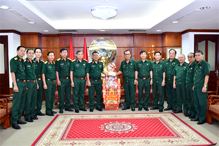 Thiếu tướng Trần Vinh Ngọc chúc tết Hội Cựu chiến binh TP.HCM và các đơn vị trên địa bàn TP.HCM