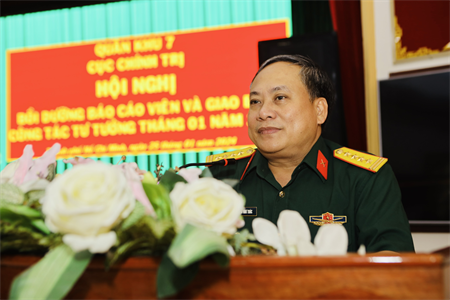 Cục Chính trị Quân khu 7 bồi dưỡng báo cáo viên và giao ban tư tưởng tháng 1/2024