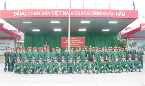 Lữ đoàn 23 tiễn 167 quân nhân xuất ngũ về địa phương
