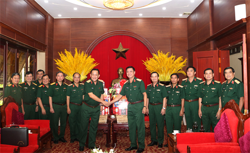Thượng tướng Võ Minh Lương chúc Tết Bộ Tư lệnh Quân khu 7