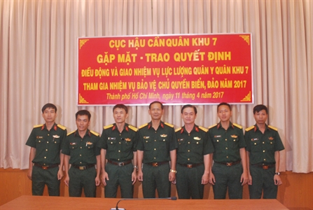 Lực lượng quân y Quân khu 7 thực hiện nhiệm vụ tăng cường Vùng 2 Hải quân