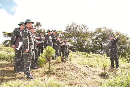 Học viện Lục Quân: Đẩy mạnh thi đua hoàn thành tốt nhiệm vụ