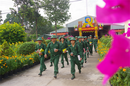 Trung đoàn 5, Sư đoàn 5 tiếp nhận chiến sĩ mới