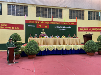 Đảng viên trẻ tình nguyện nhập ngũ