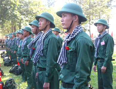 Trường Sĩ quan Kỹ thuật Quân sự đón nhận 400 chiến sĩ mới