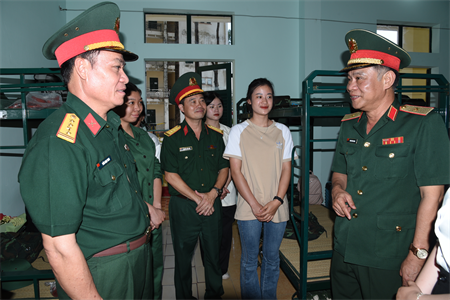 Để chiến sĩ mới yên tâm từ ngày đầu về đơn vị