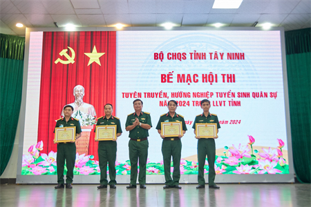 Bộ CHQS tỉnh Tây Ninh Hội thi tuyên truyền, hướng nghiệp tuyển sinh quân sự năm 2024