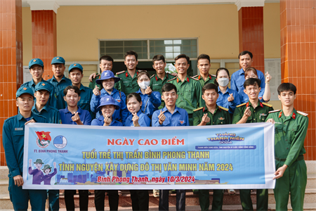 LLVT huyện Mộc Hóa, tỉnh Long An chung sức xây dựng đô thị văn minh