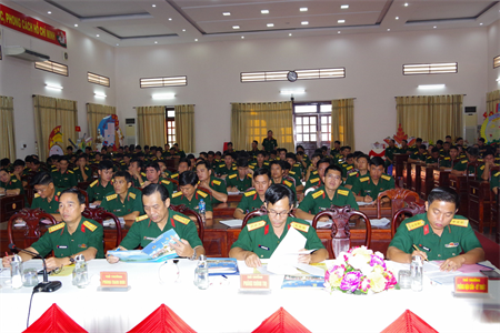 Sư đoàn 5 tổ chức quán triệt, học tập chuyên đề sĩ quan, quân nhân chuyên nghiệp năm 2024