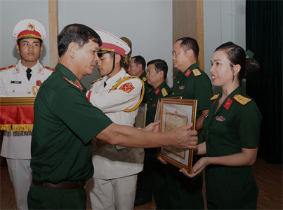 Nâng cao kiến thức, kỹ năng tuyên truyền hướng nghiệp, tuyển sinh quân sự