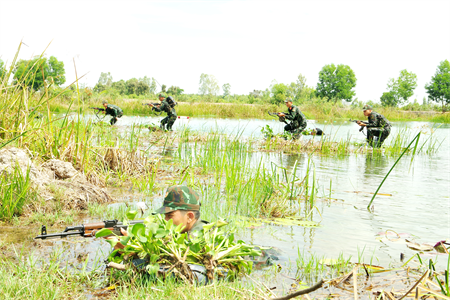 Bộ CHQS tỉnh Long An nâng cao chất lượng huấn luyện năm 2024