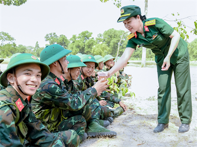 Tâm tình chiến sĩ mới: Tận tình, chu đáo như những "người mẹ, người chị" trong gia đình